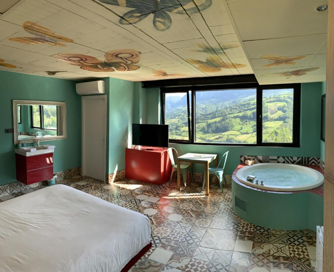 La Aldea Sonada Hotel Oviedo Eksteriør billede