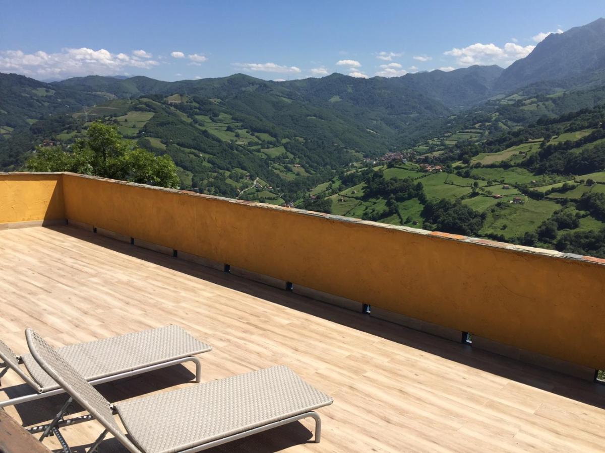La Aldea Sonada Hotel Oviedo Eksteriør billede